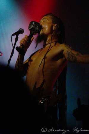 Amorphis - Forging Europe tour 2009, aster of Roc Cafe, Zlín